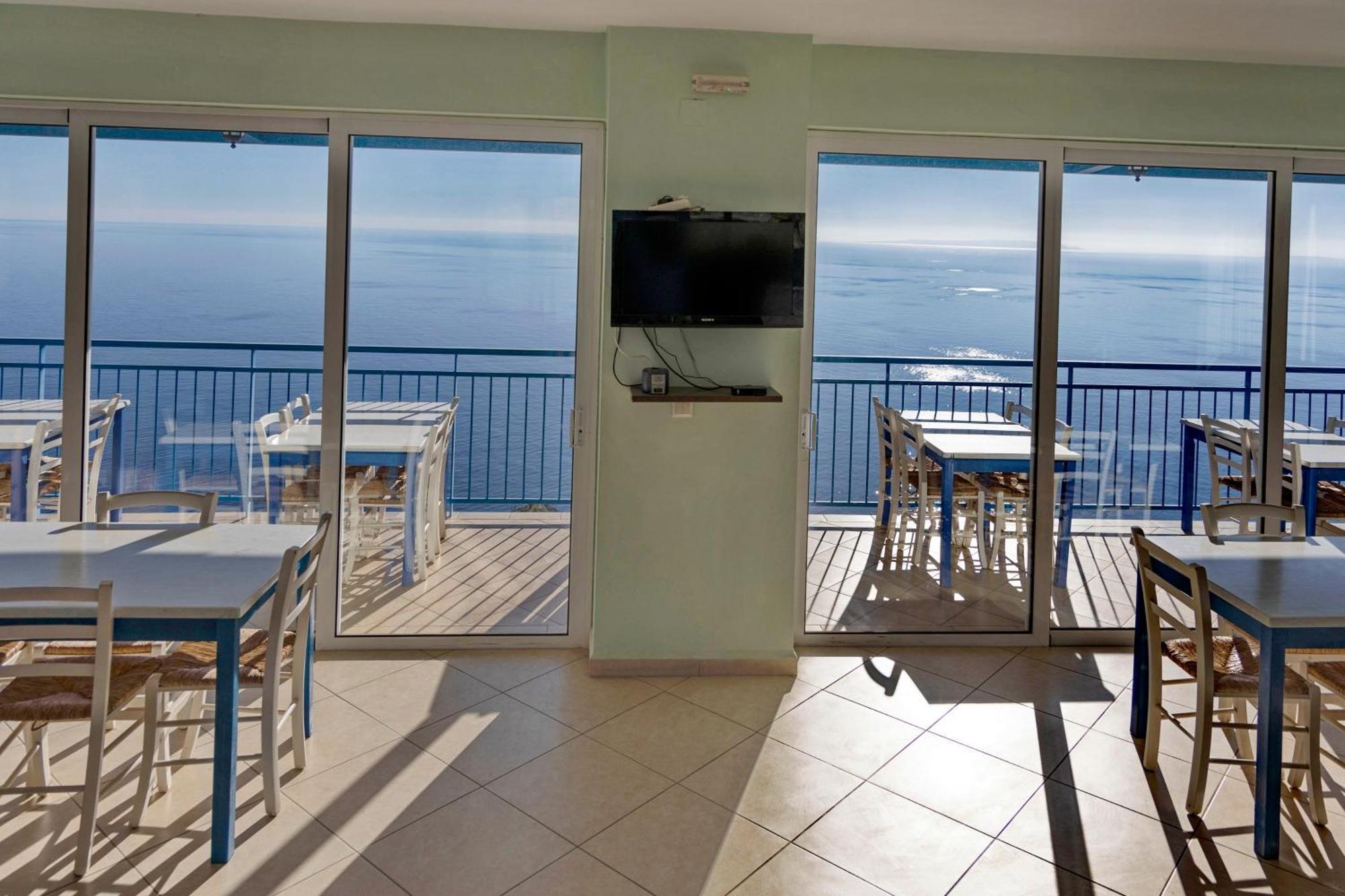 Akrotiri Panorama- Luxury Rental Apartments With Sea View روداكينو المظهر الخارجي الصورة