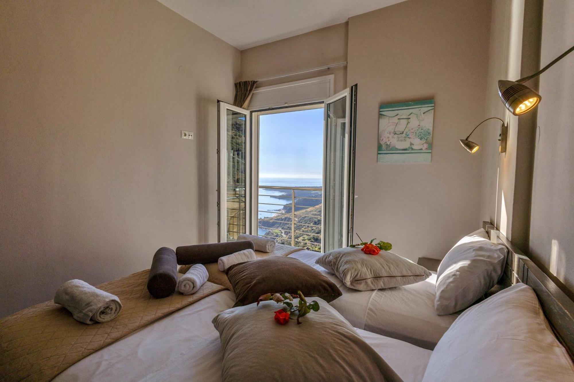 Akrotiri Panorama- Luxury Rental Apartments With Sea View روداكينو المظهر الخارجي الصورة