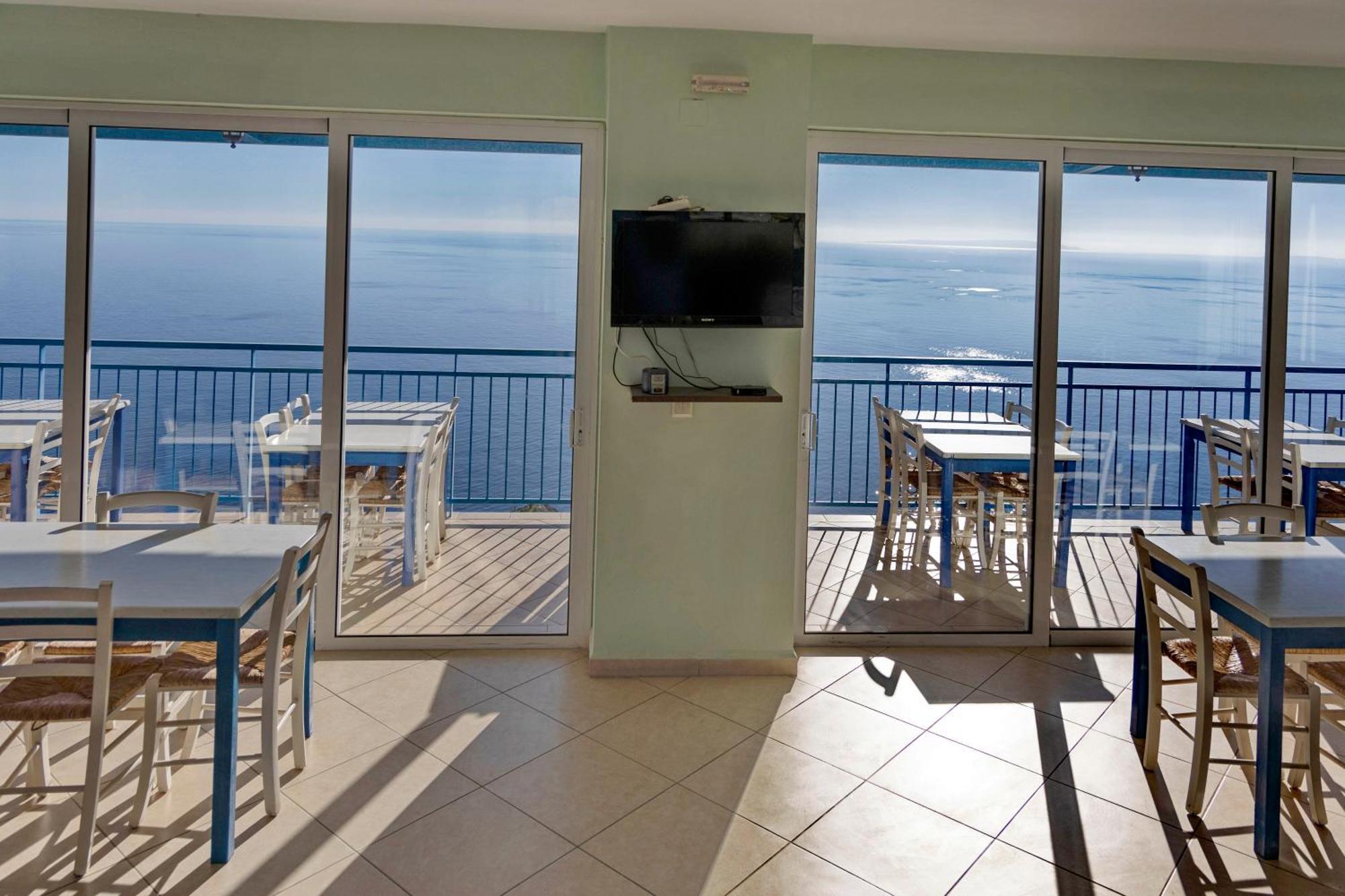 Akrotiri Panorama- Luxury Rental Apartments With Sea View روداكينو المظهر الخارجي الصورة